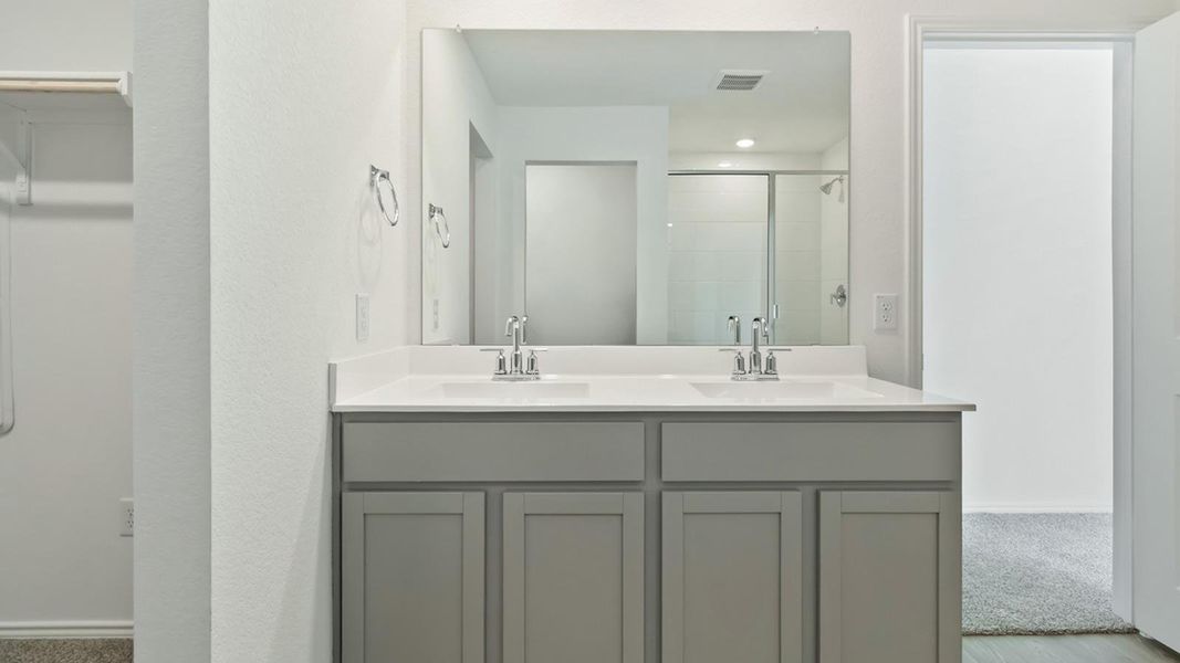 Furnished interior view inside a new home in Talavera, Kyle (Image 10).