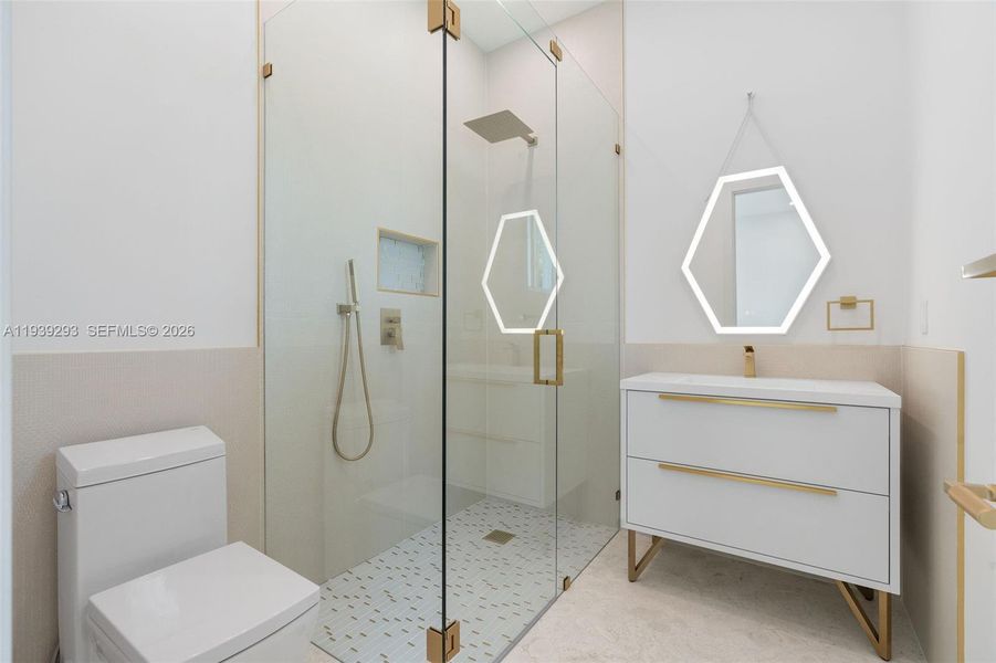 Furnished interior view inside a new home in , Islamorada, Village of Islands (Image 19). Furnished interior view inside a new home in , Islamorada, Village of Islands (Image 19).