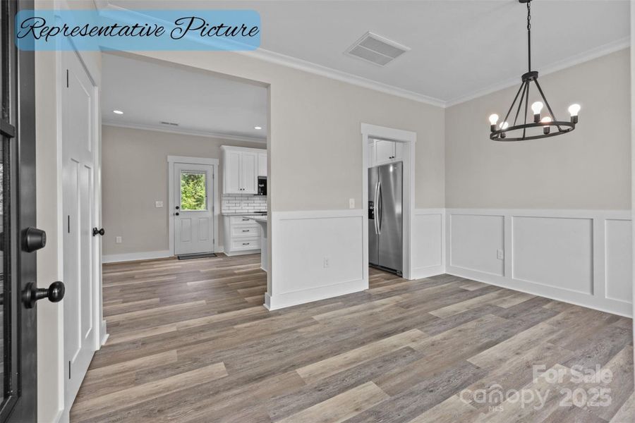 Dining Area Dining Area