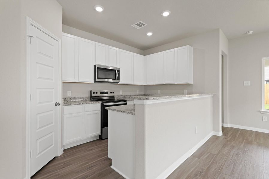 Image 24 of a home in Wayside Village. Image 24 of a home in Wayside Village.