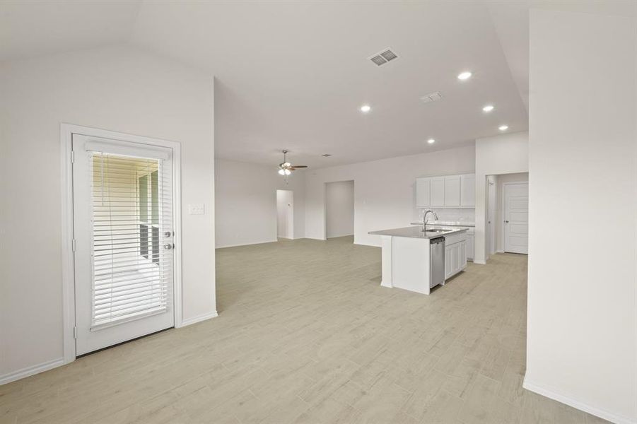 1176 Oak spring- Dining-2