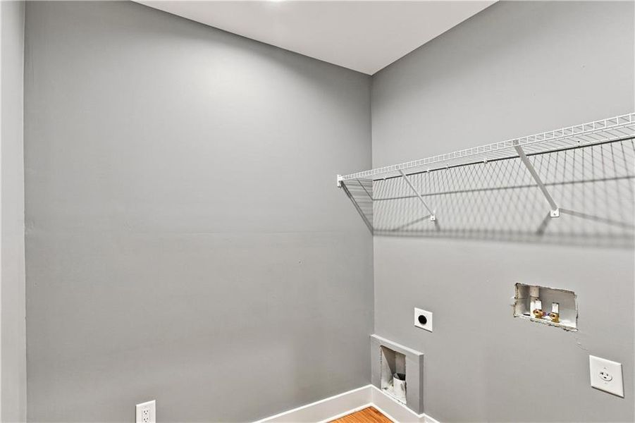 Spacious, unfurnished interior of a new home in , Atlanta (Image 40). Spacious, unfurnished interior of a new home in , Atlanta (Image 40).