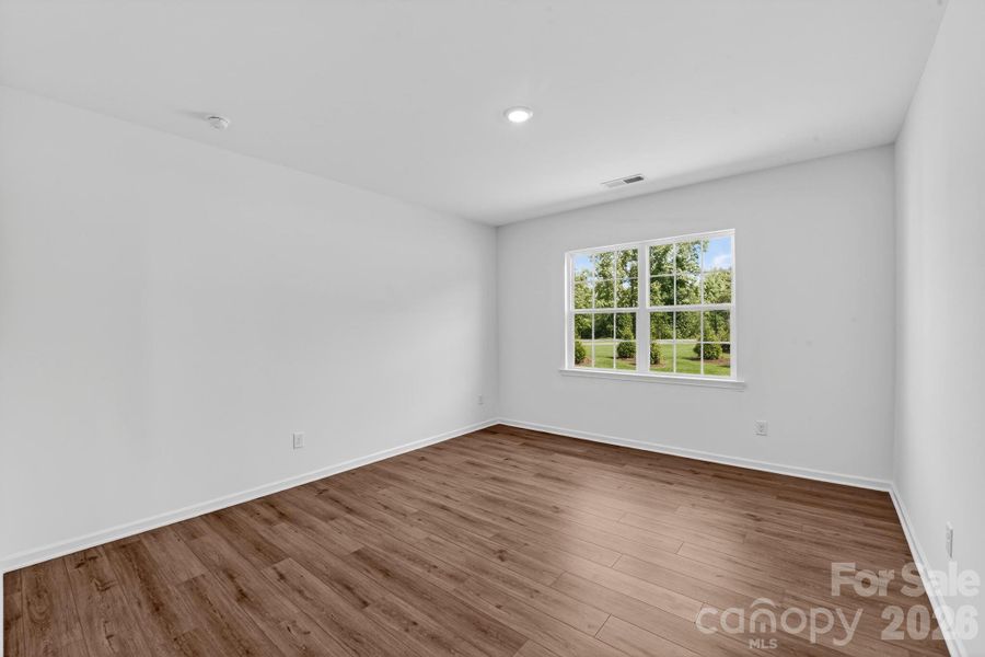 Spacious, unfurnished interior of a new home in Roselyn, Lancaster (Image 22).