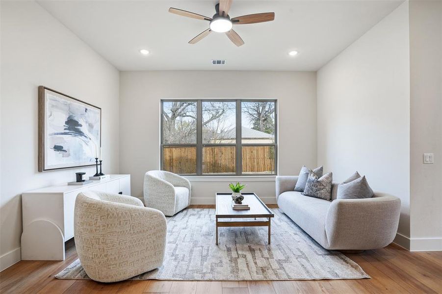 Furnished interior view inside a new home in , Dallas (Image 5). Furnished interior view inside a new home in , Dallas (Image 5).