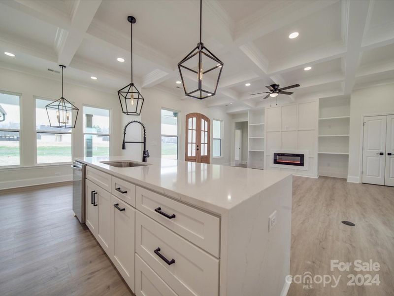 Kitchen/ Living room