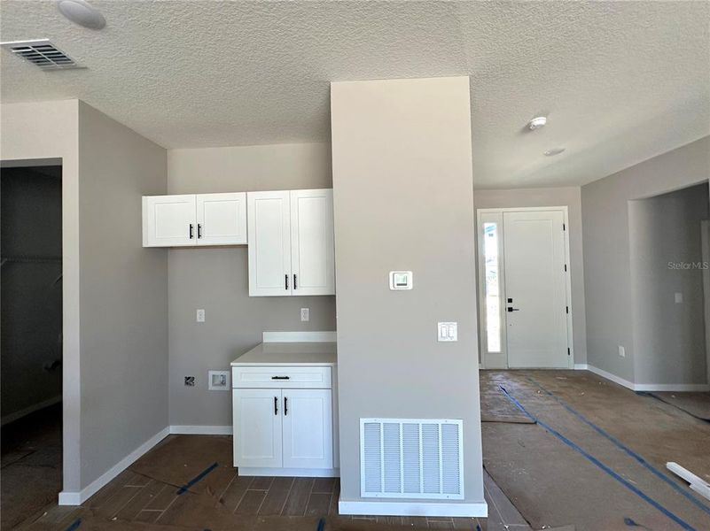 Kitchen/Front Entry Kitchen/Front Entry