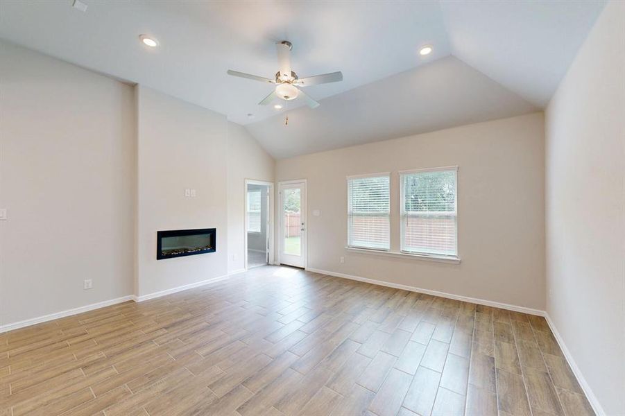 Spacious, unfurnished interior of a new home in Forest Park, Princeton (Image 27). Spacious, unfurnished interior of a new home in Forest Park, Princeton (Image 27).
