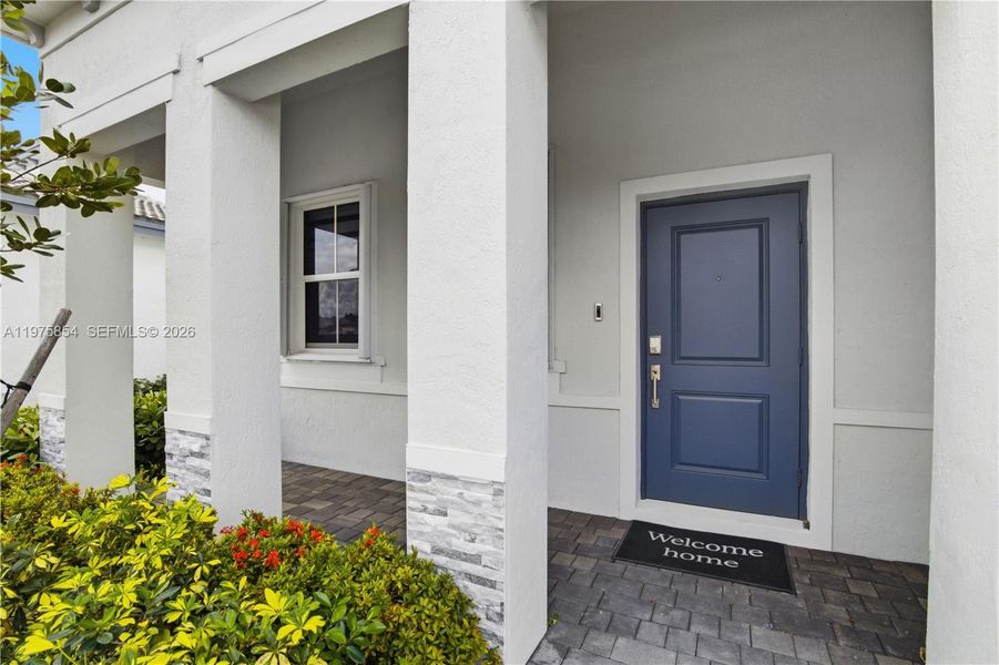 Exterior details and patio area of a home in , Miami (Image 4).