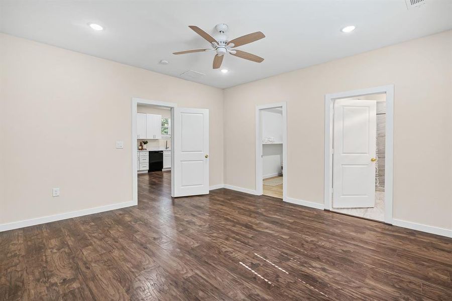 Spacious, unfurnished interior of a new home in , Quinlan (Image 24). Spacious, unfurnished interior of a new home in , Quinlan (Image 24).