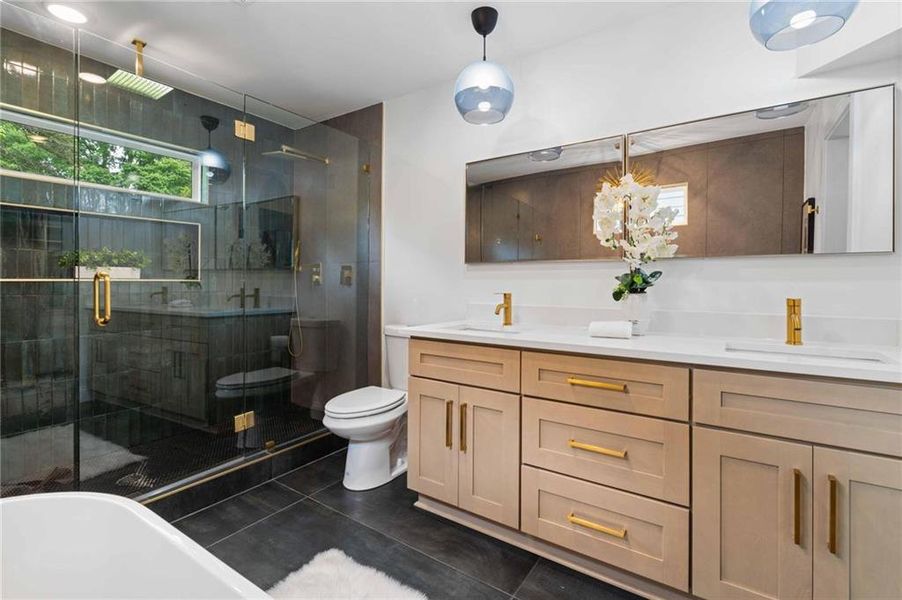 Furnished interior view inside a new home in , Decatur (Image 13).