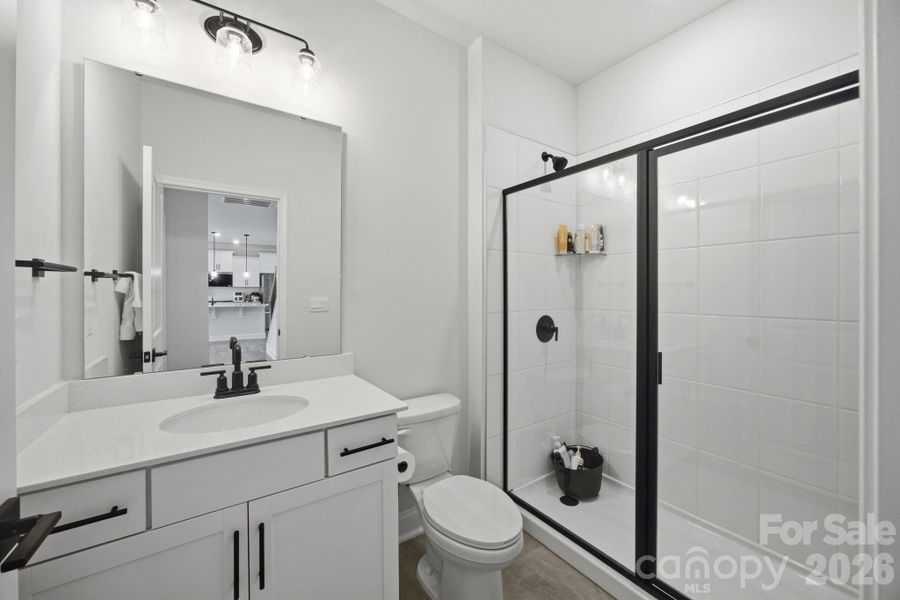 Main Floor Full Bath Main Floor Full Bath