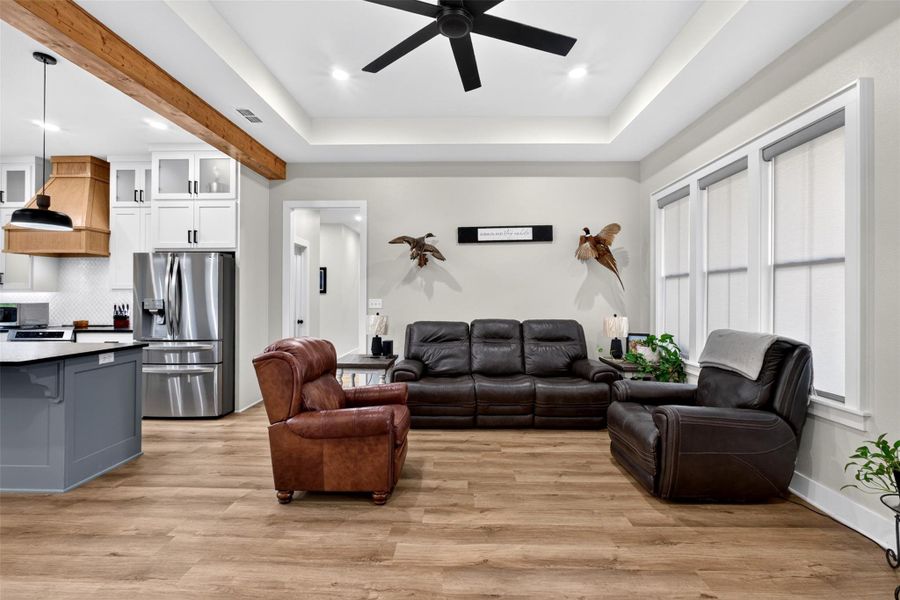 Furnished interior view inside a new home in , Kilgore (Image 41).