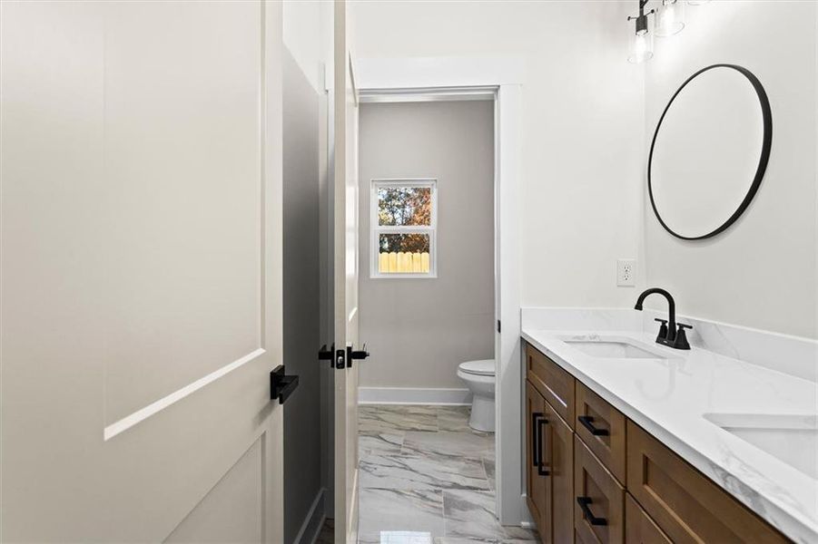 Furnished interior view inside a new home in , Gainesville (Image 19).