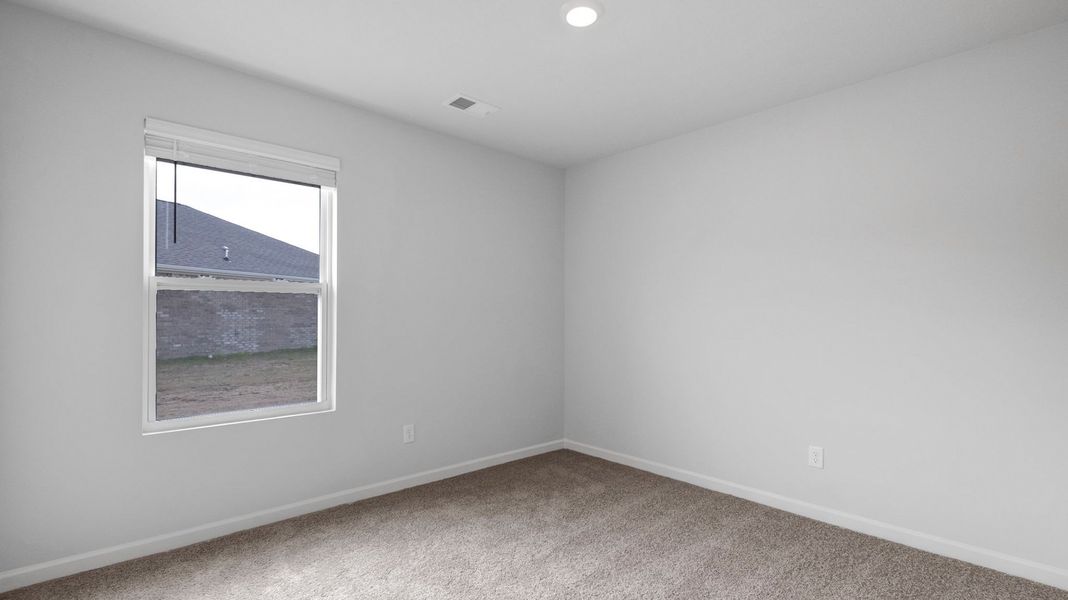 Spacious, unfurnished interior of a new home in Riggs Pointe, Millington (Image 25).