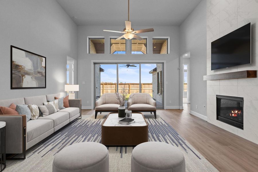 Furnished interior view inside a new home in Valencia 70', Manvel (Image 15).