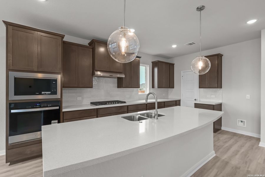 Furnished interior view inside a new home in Homestead, Schertz (Image 11).