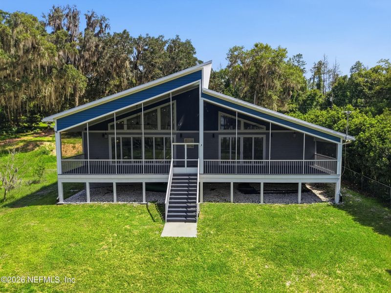 Exterior details and patio area of a home in , Melrose (Image 4).