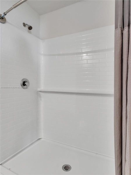 Close-up of interior finishes inside a home in , Cape Coral (Image 19). Close-up of interior finishes inside a home in , Cape Coral (Image 19).