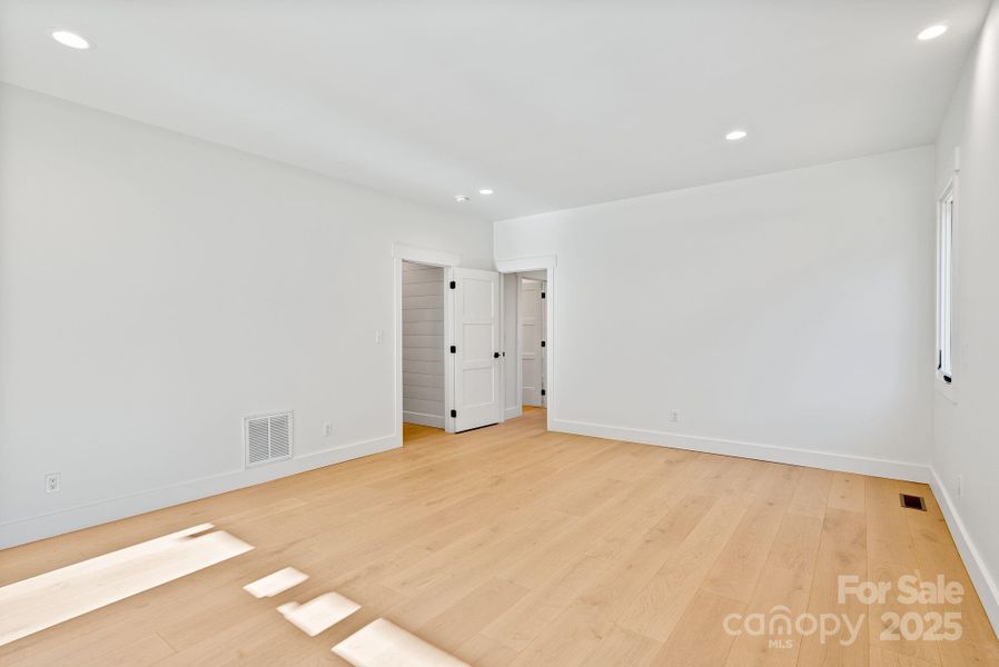 Spacious, unfurnished interior of a new home in , Cullowhee (Image 30).