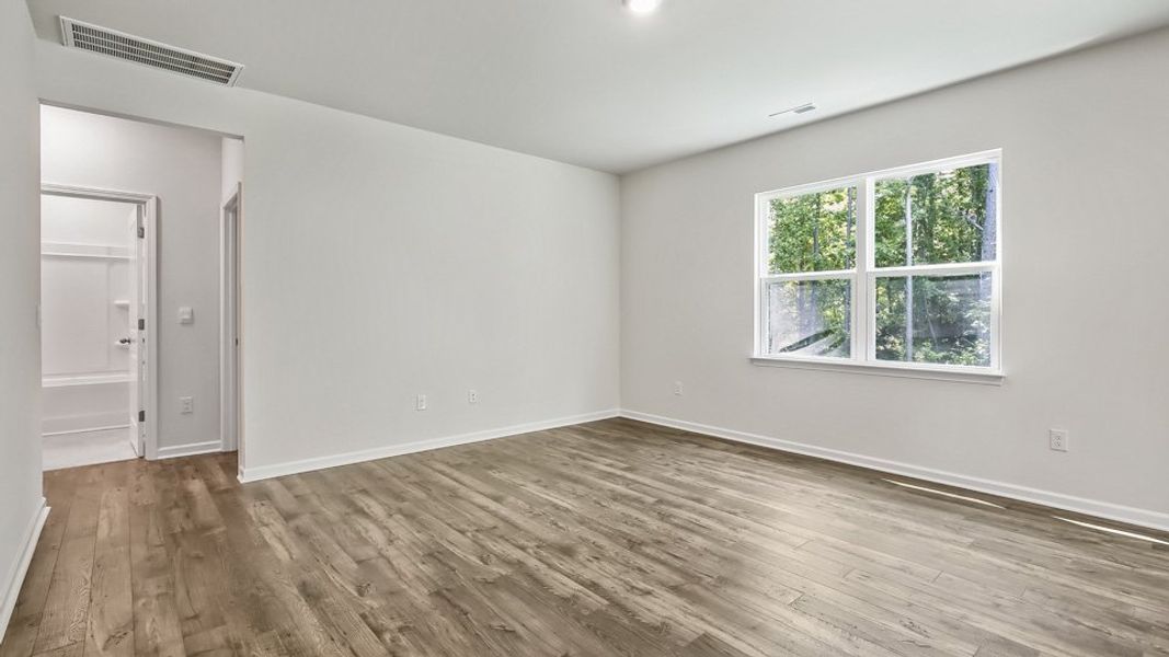 Spacious, unfurnished interior of a new home in Ridgewood Farms, Winterville (Image 13). Spacious, unfurnished interior of a new home in Ridgewood Farms, Winterville (Image 13).