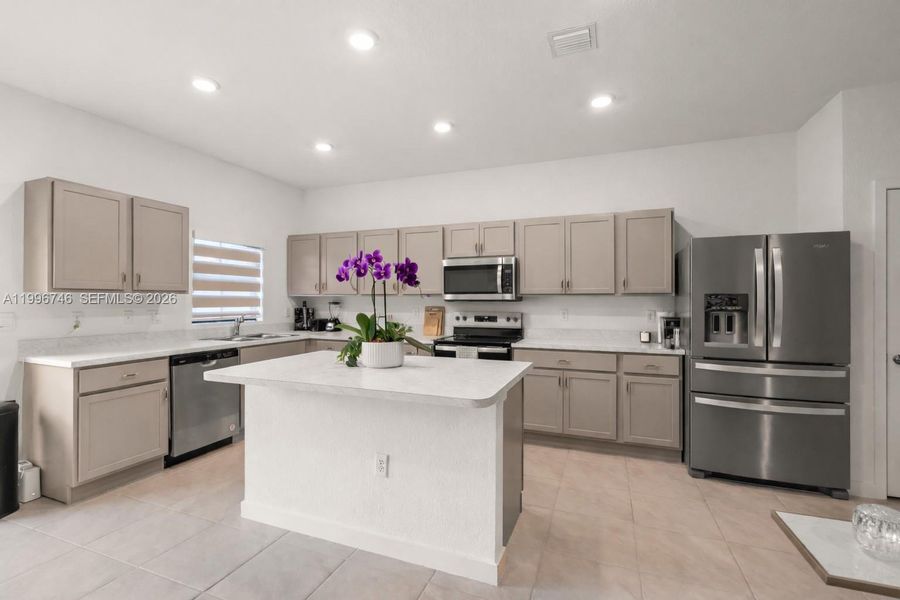 Furnished interior view inside a new home in , Pompano Beach (Image 10).