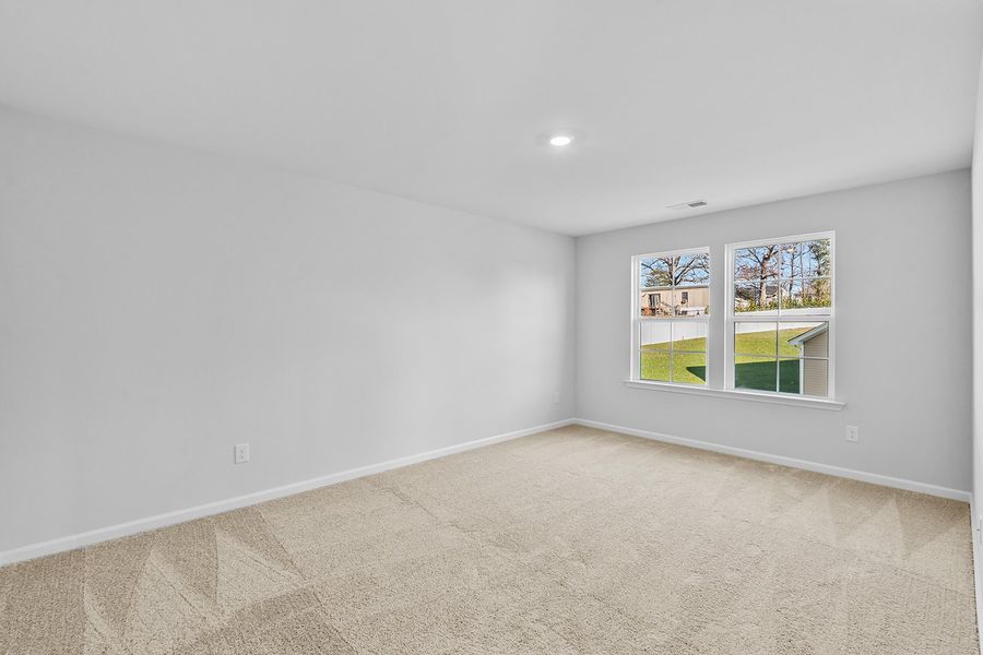Spacious, unfurnished interior of a new home in Hanes Lake, Winston-Salem (Image 41).