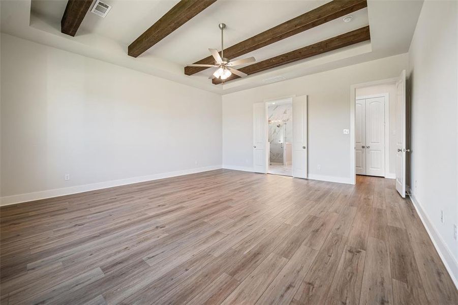 Spacious, unfurnished interior of a new home in Creekview Addition, Van Alstyne (Image 31). Spacious, unfurnished interior of a new home in Creekview Addition, Van Alstyne (Image 31).
