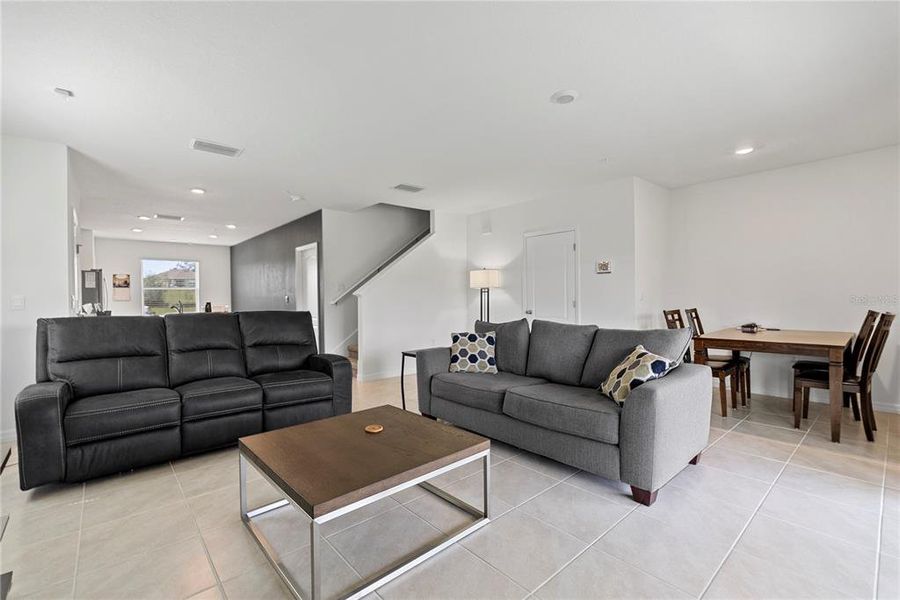 Furnished interior view inside a new home in , Apopka (Image 8).