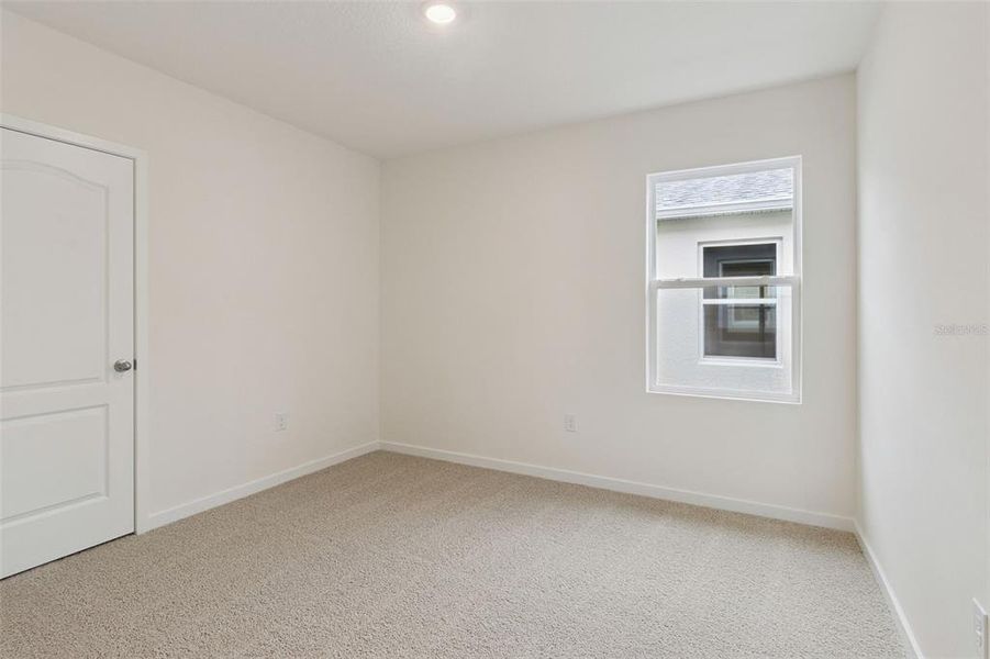 Spacious, unfurnished interior of a new home in , Kissimmee (Image 31).