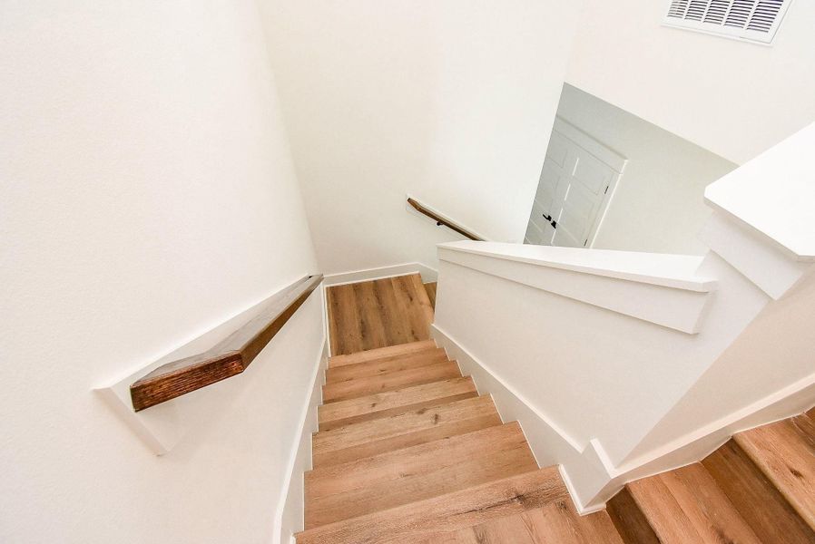 Spacious, unfurnished interior of a new home in , Houston (Image 19).