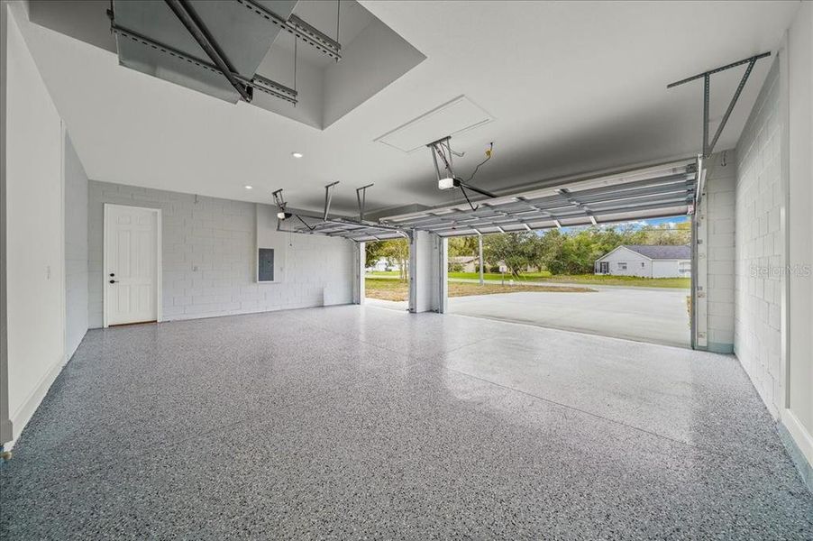 Spacious, unfurnished interior of a new home in , Spring Hill (Image 43). Spacious, unfurnished interior of a new home in , Spring Hill (Image 43).