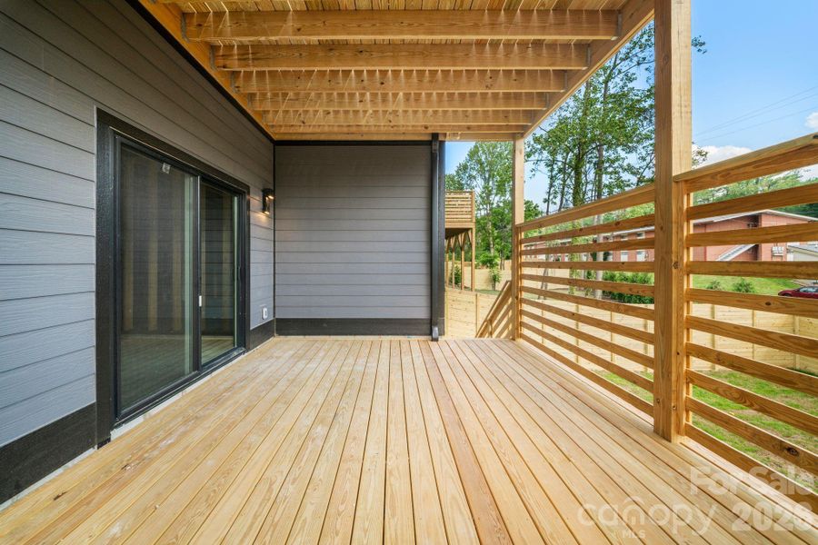 Lower covered deck