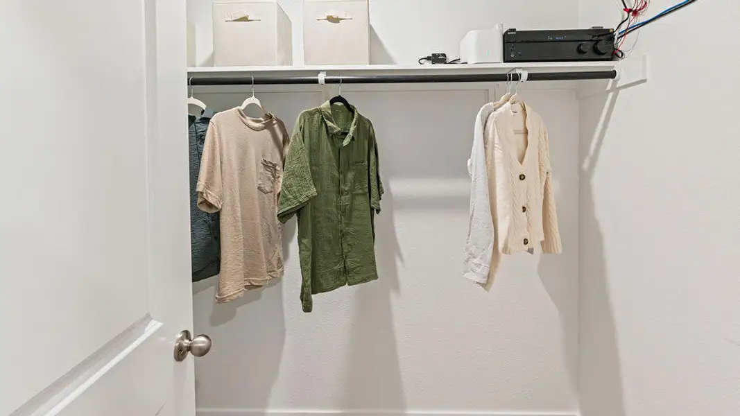 Close-up of interior finishes inside a home in London Towne, Corpus Christi (Image 18).