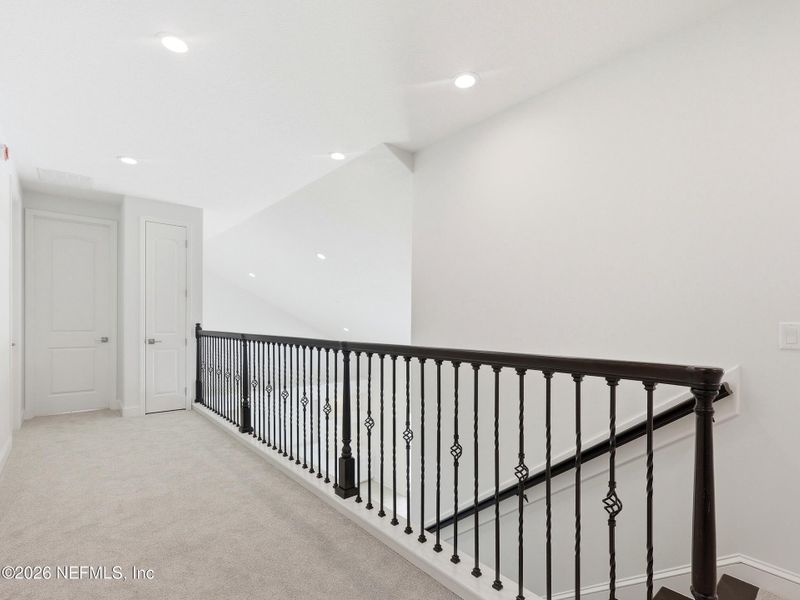 Spacious, unfurnished interior of a new home in Silver Landing At Silverleaf, St. Augustine (Image 79).
