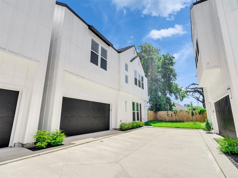 Front exterior of a new home in , Houston, TX, highlighting curb appeal (Image 2).