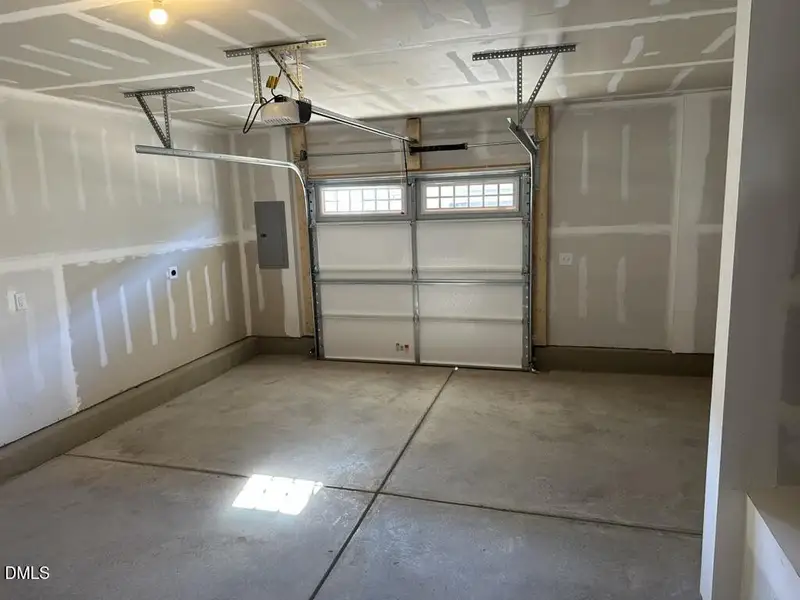 D9D0823C-4960-4D49-AF28-25C1E7B3BD97_1_1