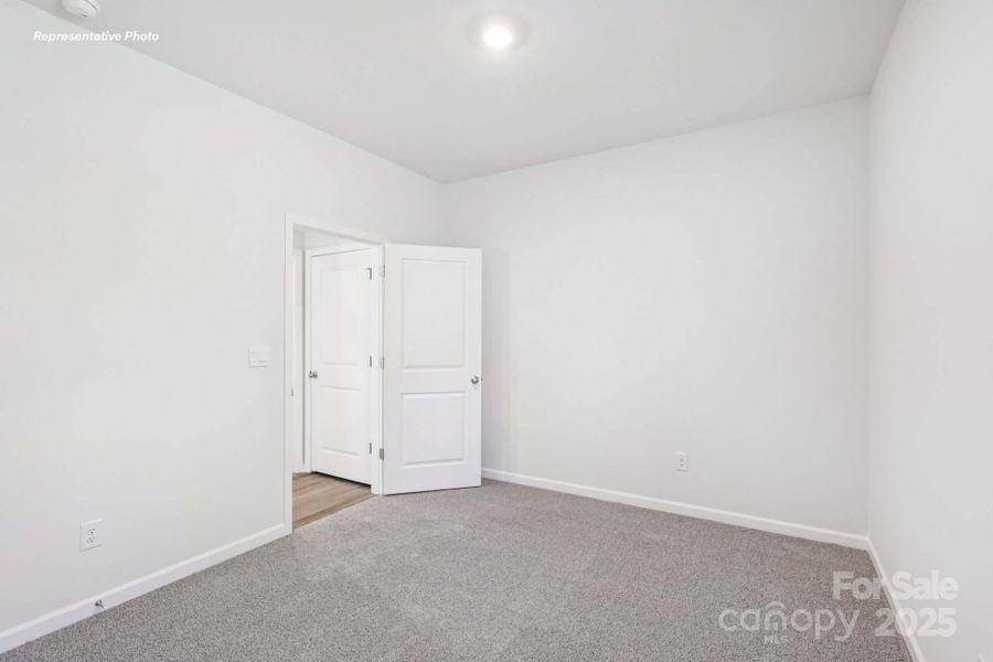 Spacious, unfurnished interior of a new home in Stanton, Richburg (Image 22).