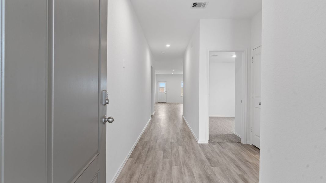 Spacious, unfurnished interior of a new home in Emberly, Beasley (Image 16).