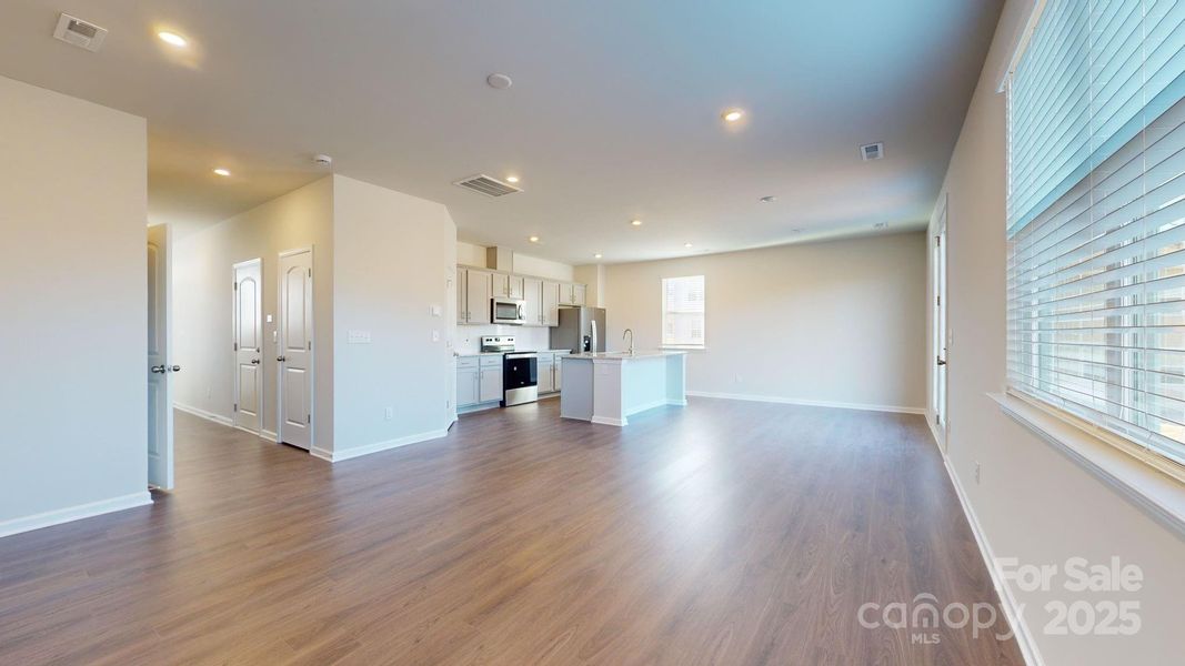 Spacious, unfurnished interior of a new home in , Charlotte (Image 26).