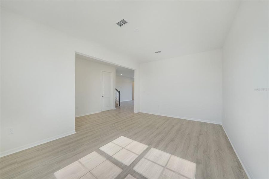 Spacious, unfurnished interior of a new home in Turnleaf, Punta Gorda (Image 34). Spacious, unfurnished interior of a new home in Turnleaf, Punta Gorda (Image 34).