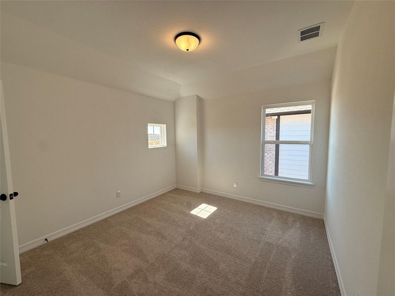 Spacious, unfurnished interior of a new home in Wildrye, Waller (Image 26).
