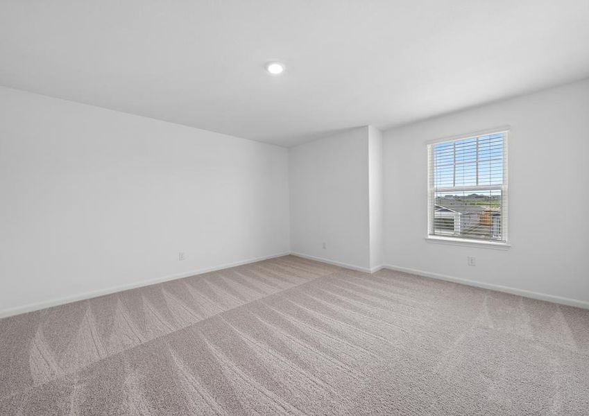 Guest bedroom with all the space your guests need to feel comfortable.