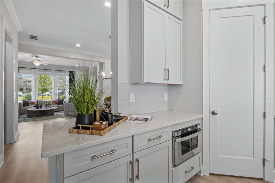 Representative furnished interior of a home built from the The Kensington by JW Collection in Devin's Shire, Kennesaw (Image 29).