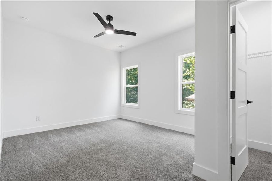 Spacious, unfurnished interior of a new home in , Jefferson (Image 42).