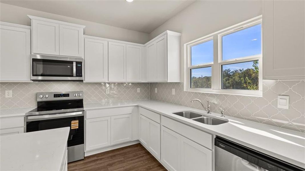 Furnished interior view inside a new home in Cedar Ridge - Locust Grove Station, Locust Grove (Image 9).