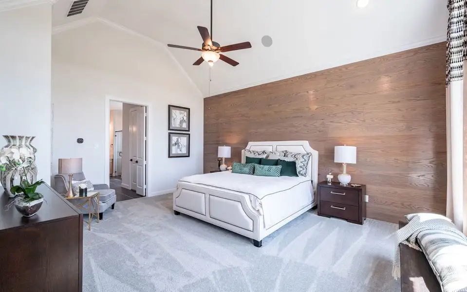 Representative furnished interior of a home built from the Eureka by CastleRock Communities in Lakesong, Grand Prairie (Image 15).