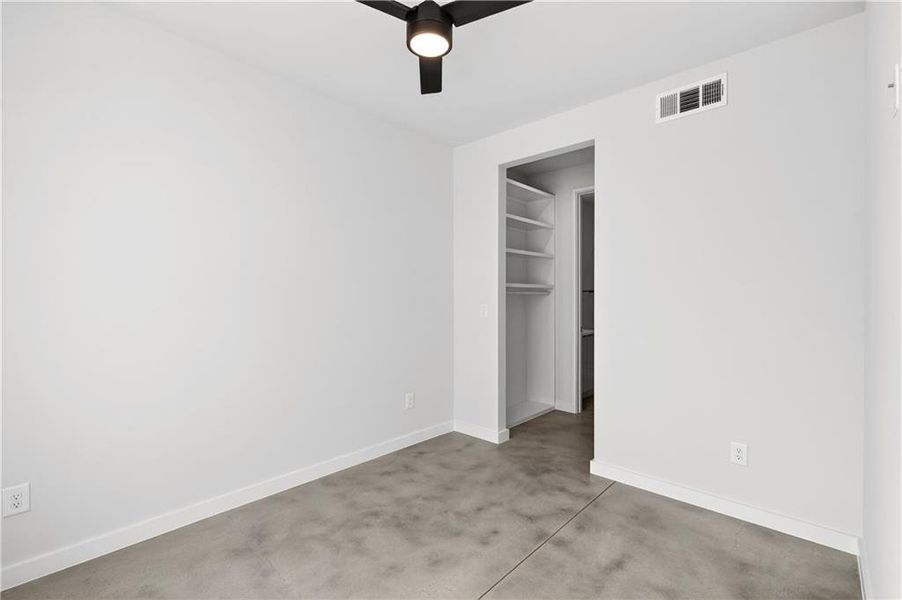 Spacious, unfurnished interior of a new home in , Atlanta (Image 24).