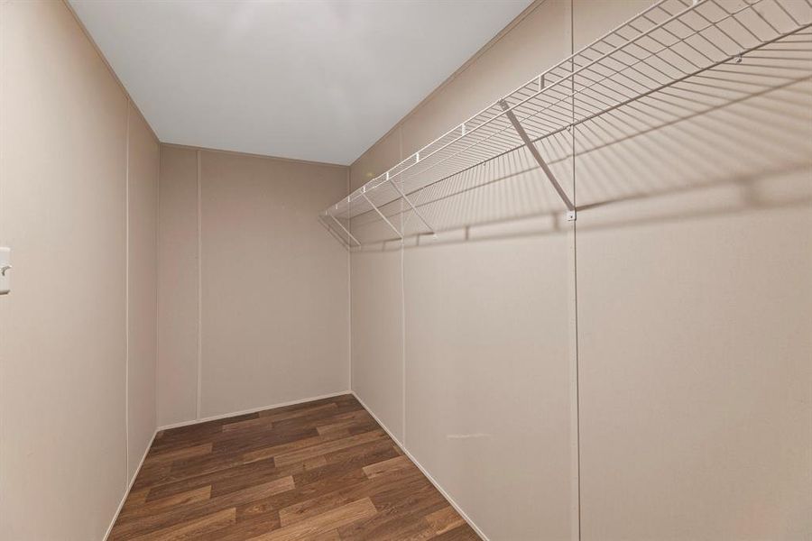 Spacious, unfurnished interior of a new home in , Sunset (Image 18).