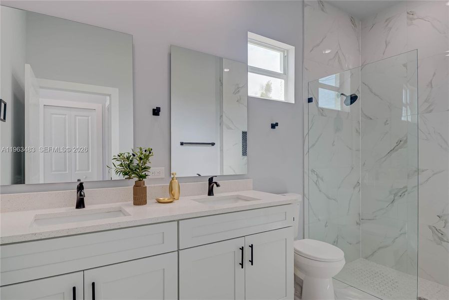 Furnished interior view inside a new home in , Lehigh Acres (Image 8).
