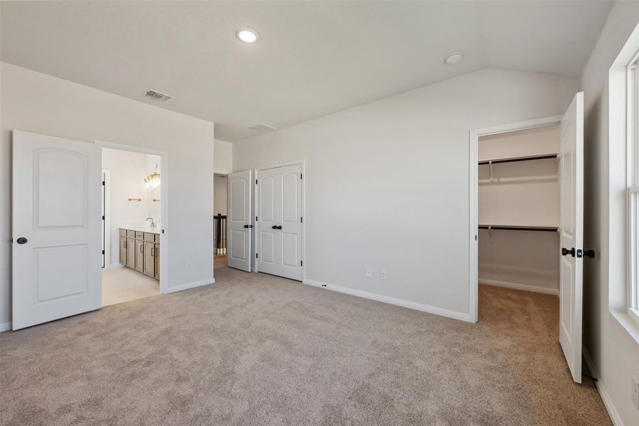 Representative images and renderings are for illustrative purposes. Actual structural options and design finishes of home may vary.